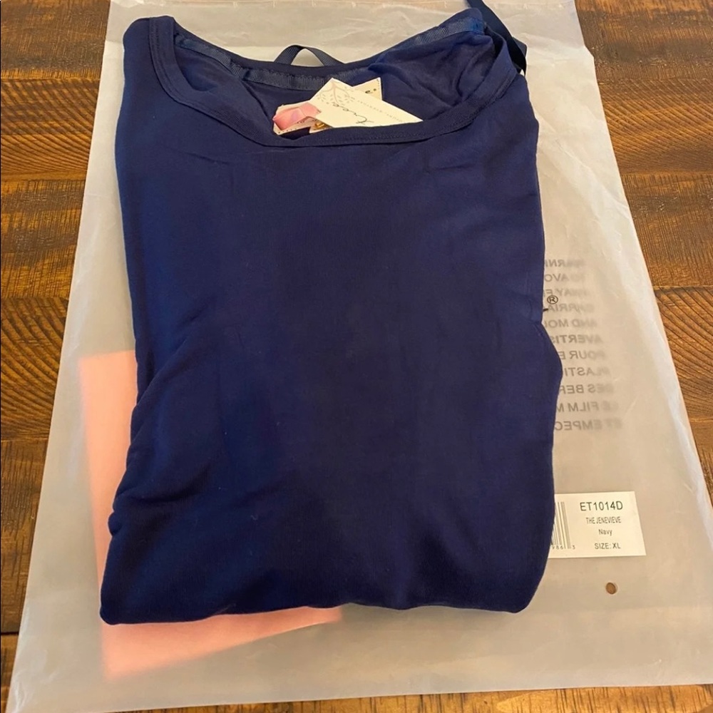 Evy’s Tree Jenevieve Dress in Navy - Picture 4 of 4
